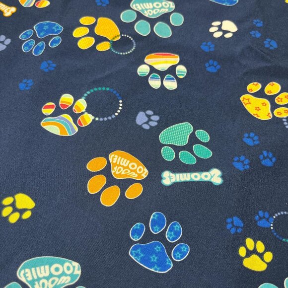 Wonder Wink Navy Paw Print Scrub Top Large Description: - Picture 3 of 5
